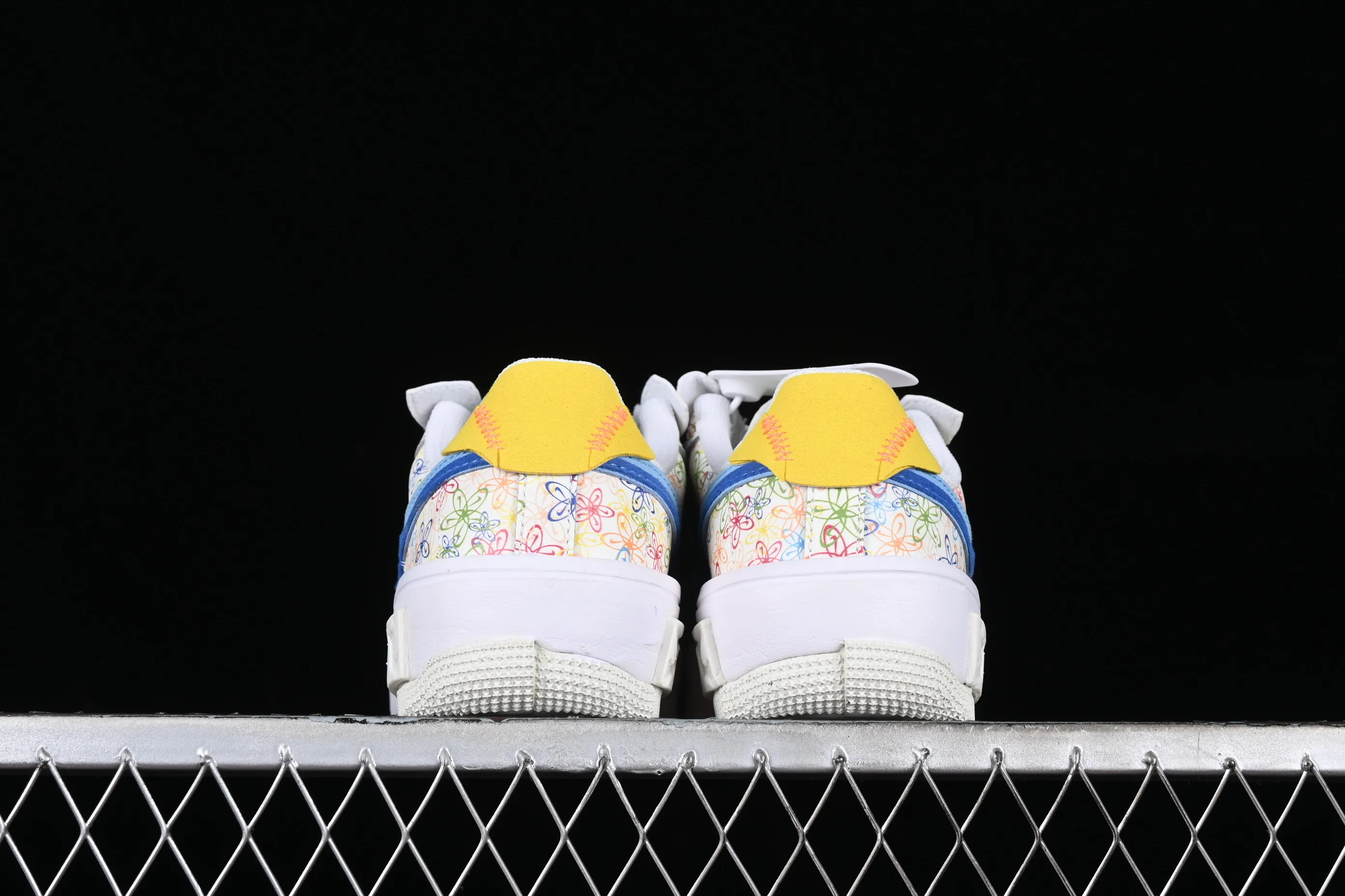 All categories Nk Air Force 1 Air Force series Nk Air Force 1 Fontanka Air Force low-top Nk Air Force 1 Fontanka Fontanka series Flower theme Air Force One low-top casual sneakers DV3211-100